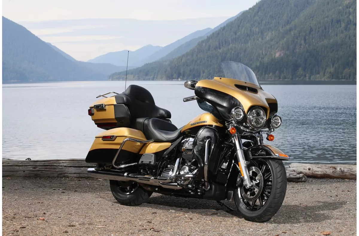 Harley-Davidson Touring Electra Glide Ultra Limited FLHTK Harley-Davidson Touring Electra Glide Ultra Limited FLHTK