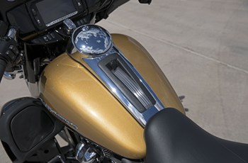 Harley-Davidson Touring Electra Glide Ultra Limited FLHTK 2017 - Bild 27