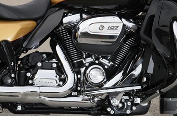 Harley-Davidson Touring Electra Glide Ultra Limited FLHTK 2017 - Bild 32