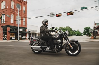 Harley-Davidson Softail Fat Boy Special FLSTFB 2017 - Bild 2