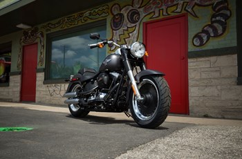 Harley-Davidson Softail Fat Boy Special FLSTFB 2017 - Bild 3