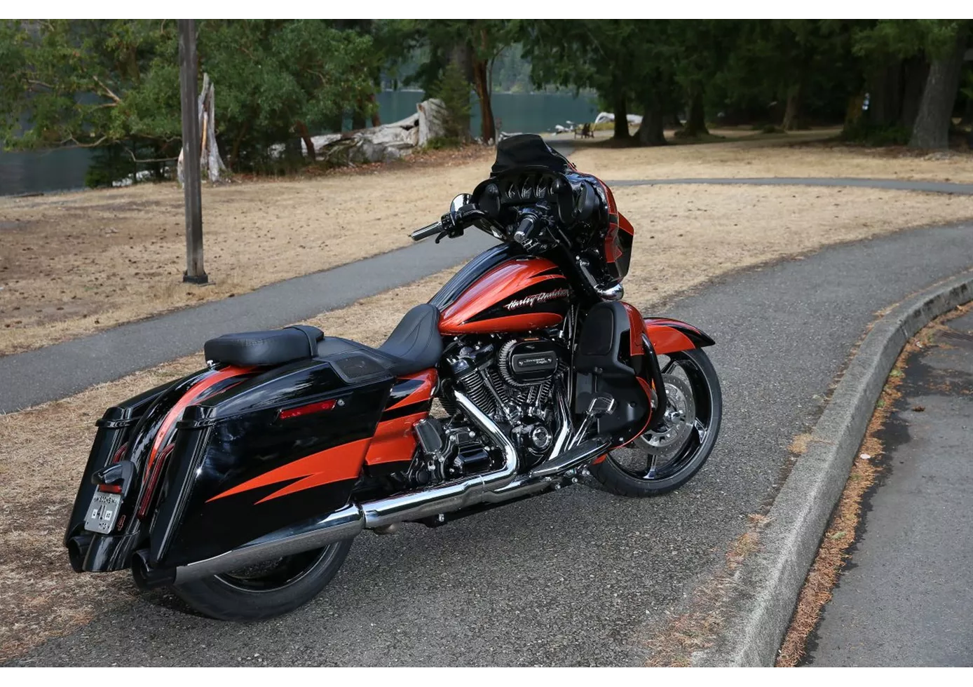 Harley-Davidson CVO Street Glide FLHXSE 2017 Harley-Davidson CVO Street Glide FLHXSE 2017