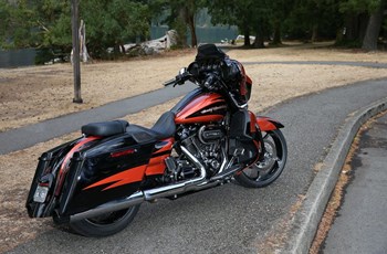 Harley-Davidson CVO Street Glide FLHXSE 2017 - Bild 5