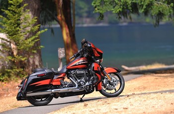 Harley-Davidson CVO Street Glide FLHXSE 2017 - Bild 7