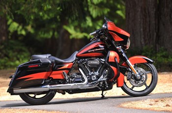 Harley-Davidson CVO Street Glide FLHXSE 2017 - Bild 8
