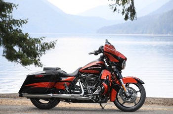 Harley-Davidson CVO Street Glide FLHXSE 2017 - Bild 12