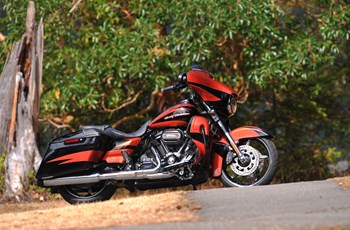 Harley-Davidson CVO Street Glide FLHXSE 2017 - Bild 15