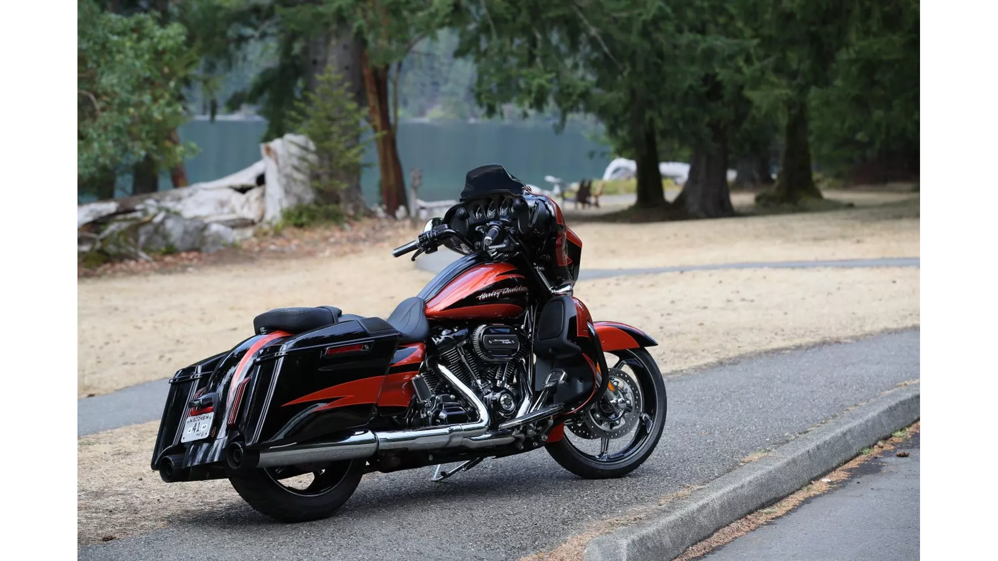 Harley-Davidson CVO Street Glide FLHXSE - Image 22 Harley-Davidson CVO Street Glide FLHXSE - Image 22