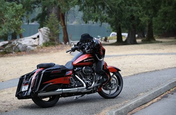 Harley-Davidson CVO Street Glide FLHXSE 2017 - Bild 24