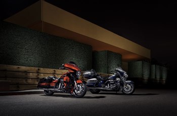 Harley-Davidson CVO Ultra Limited FLHTKSE 2017 - Bild 10 Harley-Davidson CVO Ultra Limited FLHTKSE 2017 - Bild 10