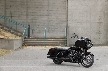 Harley-Davidson Touring Road Glide Special FLTRXS 2017 - Bild 10 Harley-Davidson Touring Road Glide Special FLTRXS 2017 - Bild 10
