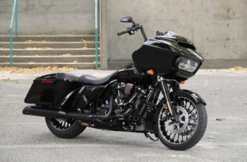 Harley-Davidson Touring Road Glide Special FLTRXS 2017 - Bild 11 Harley-Davidson Touring Road Glide Special FLTRXS 2017 - Bild 11