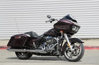 Harley-Davidson Touring Road Glide Special FLTRXS 2017 - Bild 13 Harley-Davidson Touring Road Glide Special FLTRXS 2017 - Bild 13