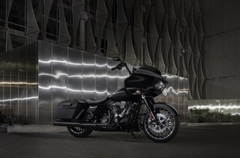 Harley-Davidson Touring Road Glide Special FLTRXS 2017 - Bild 15 Harley-Davidson Touring Road Glide Special FLTRXS 2017 - Bild 15