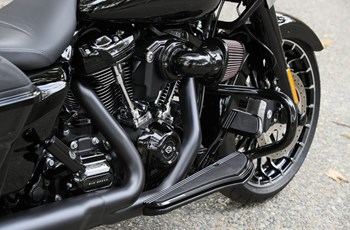 Harley-Davidson Touring Road Glide Special FLTRXS 2017 - Bild 33 Harley-Davidson Touring Road Glide Special FLTRXS 2017 - Bild 33