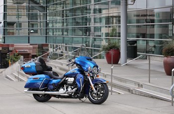 Harley-Davidson Electra Glide Ultra Limited Low FLHTKL 2017 - Bild 9