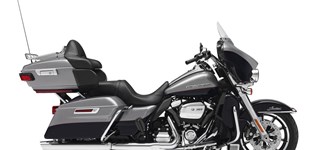Harley-Davidson Electra Glide Ultra Limited Low FLHTKL 2017 vs Harley-Davidson CVO Street Glide FLHXSE 2020