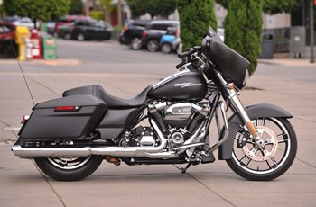 Harley-Davidson Touring Street Glide Special FLHXS 2017 - Bild 10 Harley-Davidson Touring Street Glide Special FLHXS 2017 - Bild 10