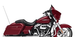 Harley-Davidson Touring Street Glide Special FLHXS 2022 vs Harley-Davidson Touring Street Glide Special FLHXS 2017