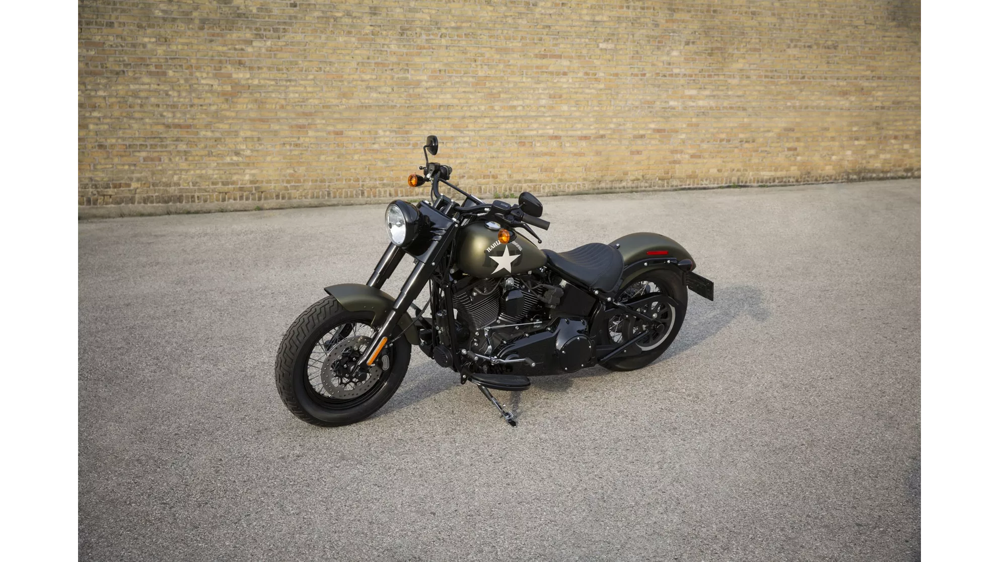 Harley-Davidson Softail Slim S - Slika 2