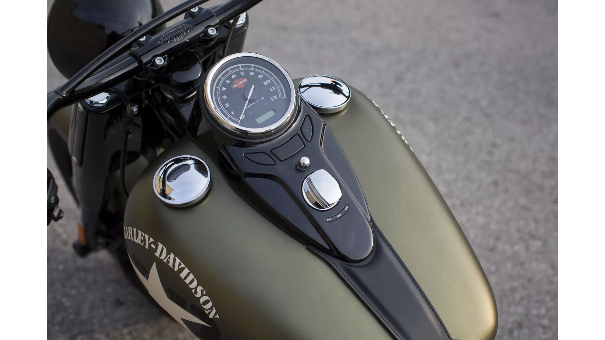 Harley-Davidson Softail Slim S - Slika 4