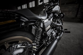 Harley-Davidson Dyna Low Rider S FXDLS 2017 - Bild 11 Harley-Davidson Dyna Low Rider S FXDLS 2017 - Bild 11