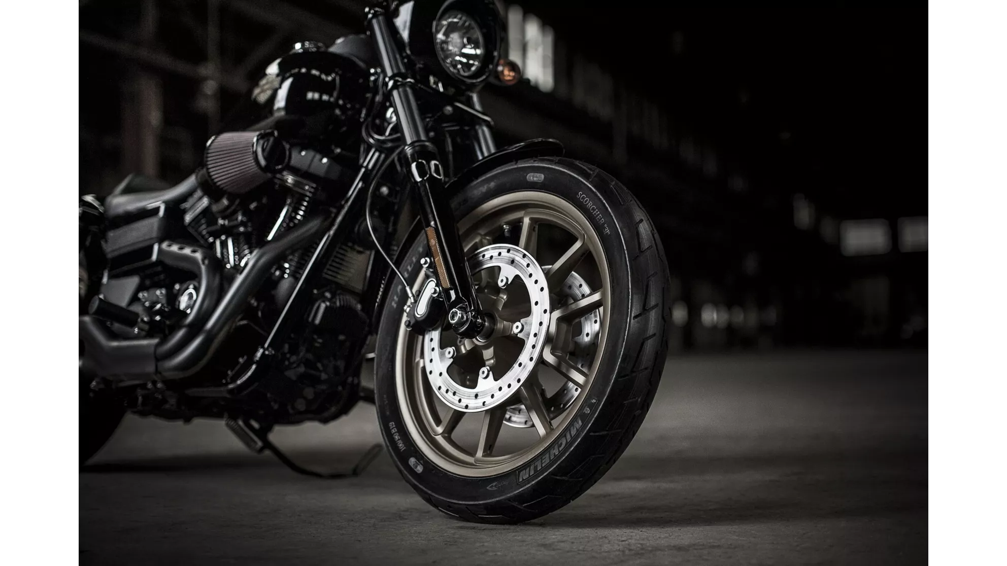 Harley-Davidson Dyna Low Rider S FXDLS - Immagine 10