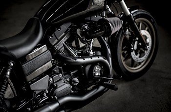 Harley-Davidson Dyna Low Rider S FXDLS 2017 - Bild 15 Harley-Davidson Dyna Low Rider S FXDLS 2017 - Bild 15