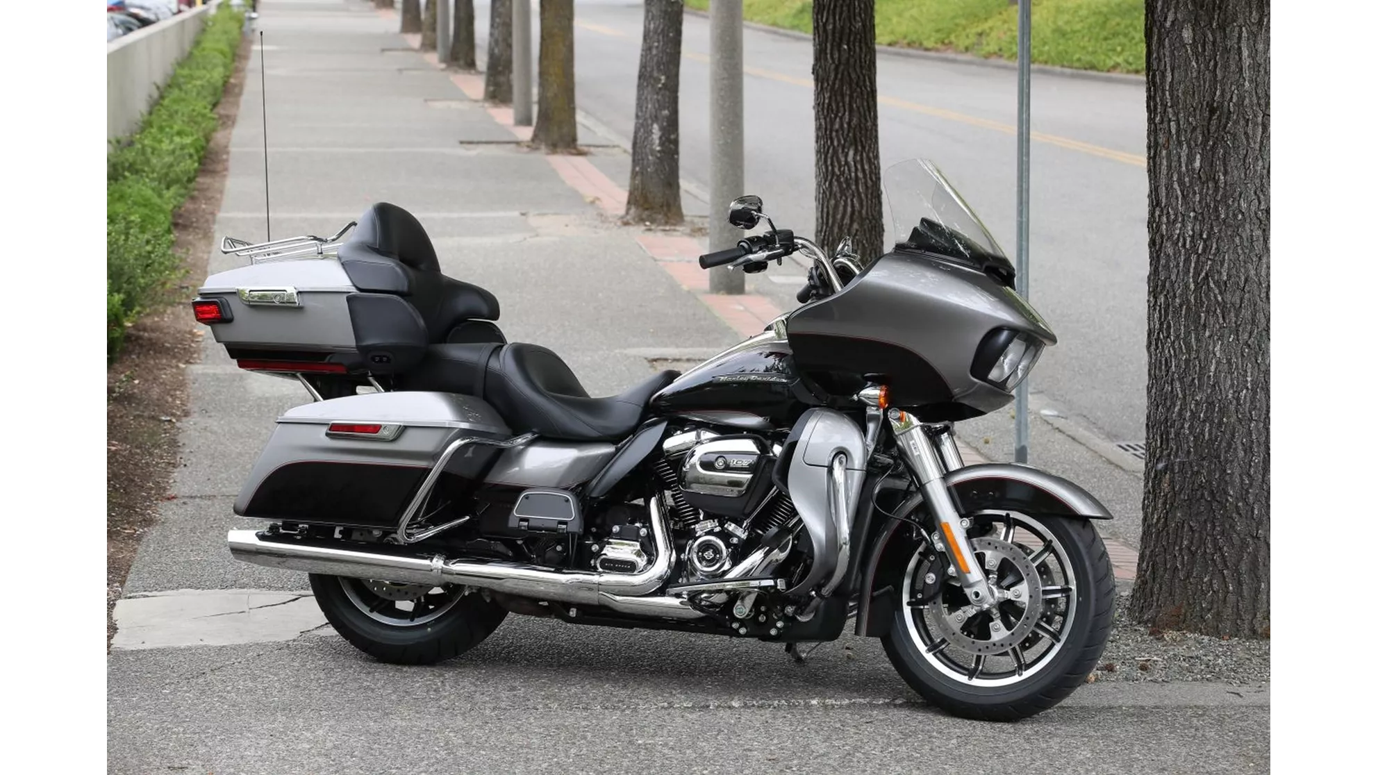 Harley-Davidson Road Glide Ultra - Image 1 Harley-Davidson Road Glide Ultra - Image 1