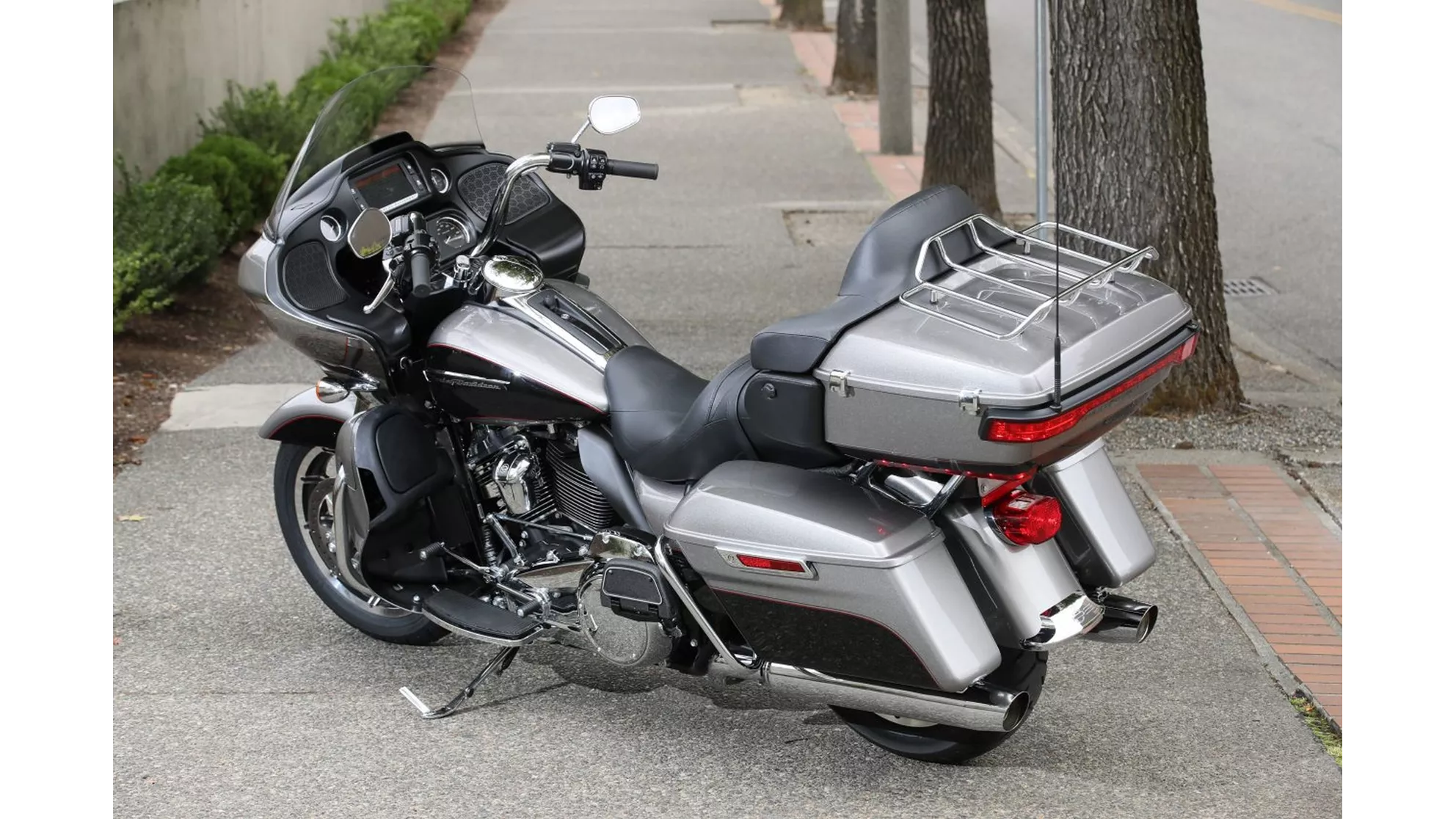Harley-Davidson Road Glide Ultra - Image 5 Harley-Davidson Road Glide Ultra - Image 5