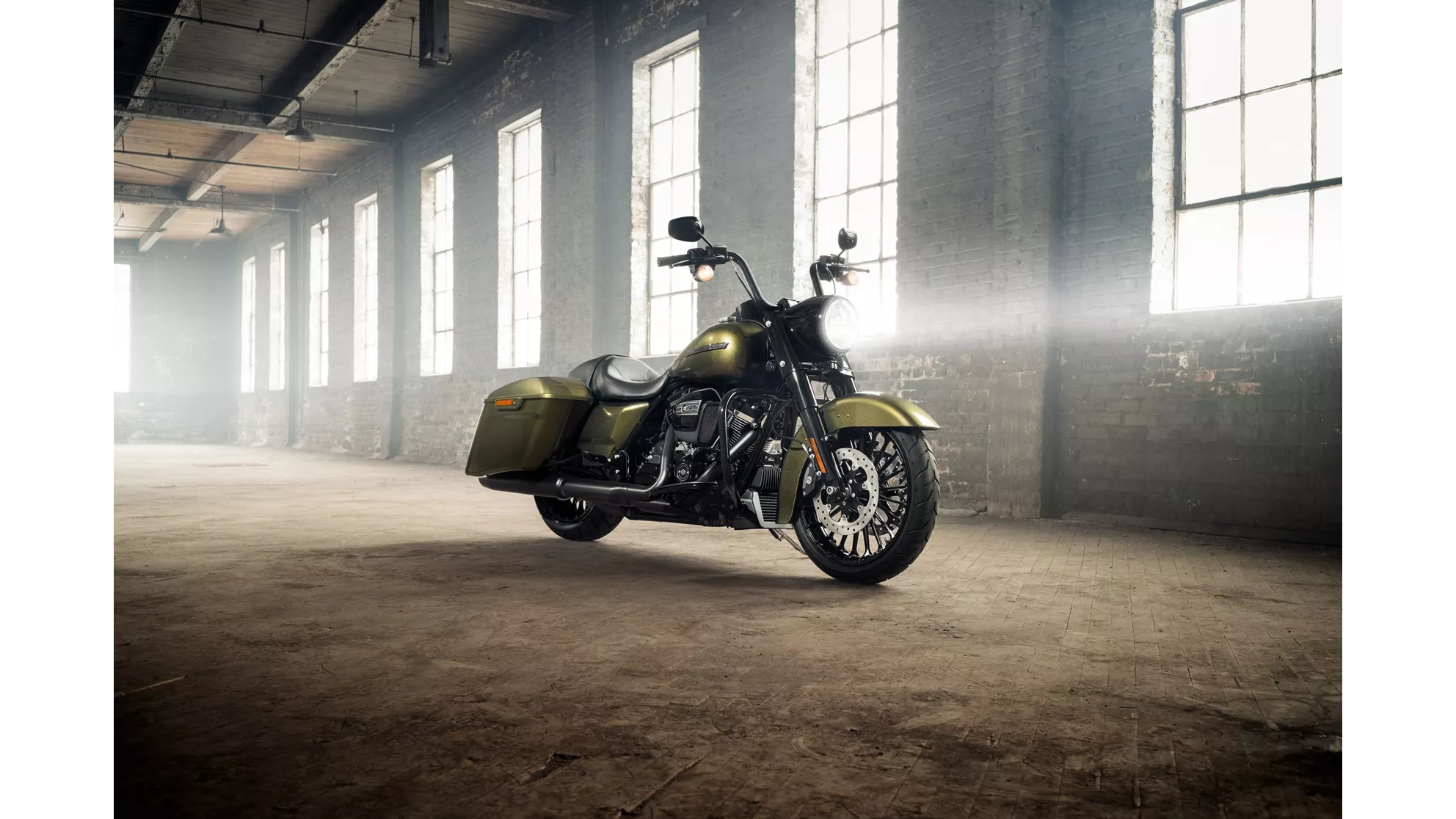 Harley-Davidson Touring Road King Special FLHRXS - Image 18 Harley-Davidson Touring Road King Special FLHRXS - Image 18