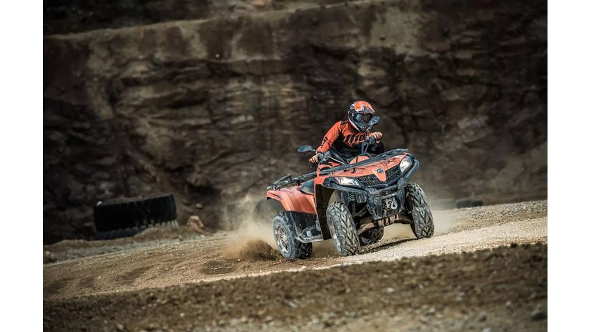 CFMOTO CForce 450 EFI 4x4 L DLX - Image 3 CFMOTO CForce 450 EFI 4x4 L DLX - Image 3