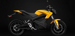 Kawasaki Z e-1 2024 vs Zero S 2017