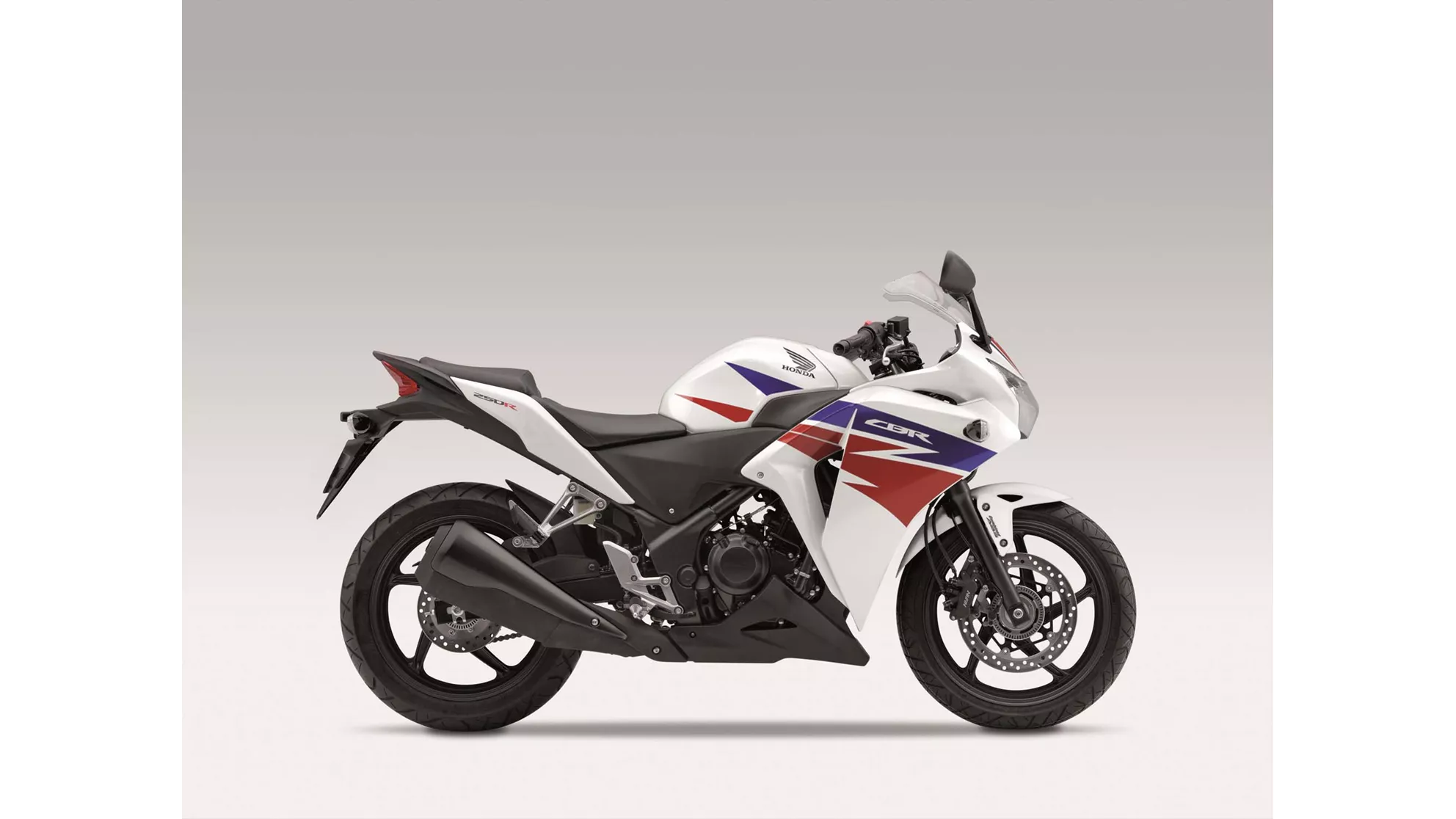 Honda CBR 250 R - Immagine 8 Honda CBR 250 R - Immagine 8