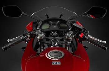 Honda CBR 650F 2017 - Bild 5 Honda CBR 650F 2017 - Bild 5