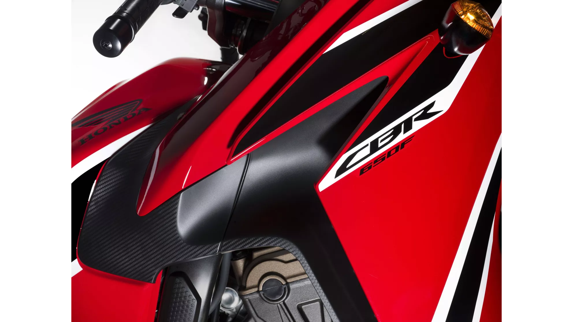 Honda CBR 650F - Image 13 Honda CBR 650F - Image 13