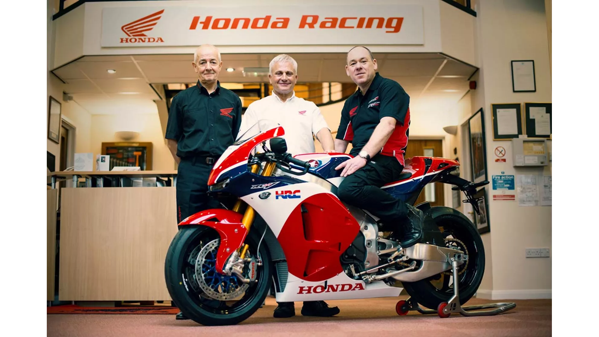 Honda RC 213 V-S - Image 18 Honda RC 213 V-S - Image 18