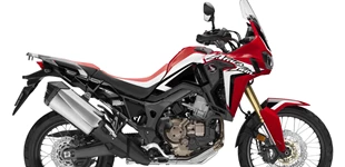 Honda CRF1000L Africa Twin 2017 vs Triumph Tiger 1200 XCA 2018 Honda CRF1000L Africa Twin 2017 vs Triumph Tiger 1200 XCA 2018