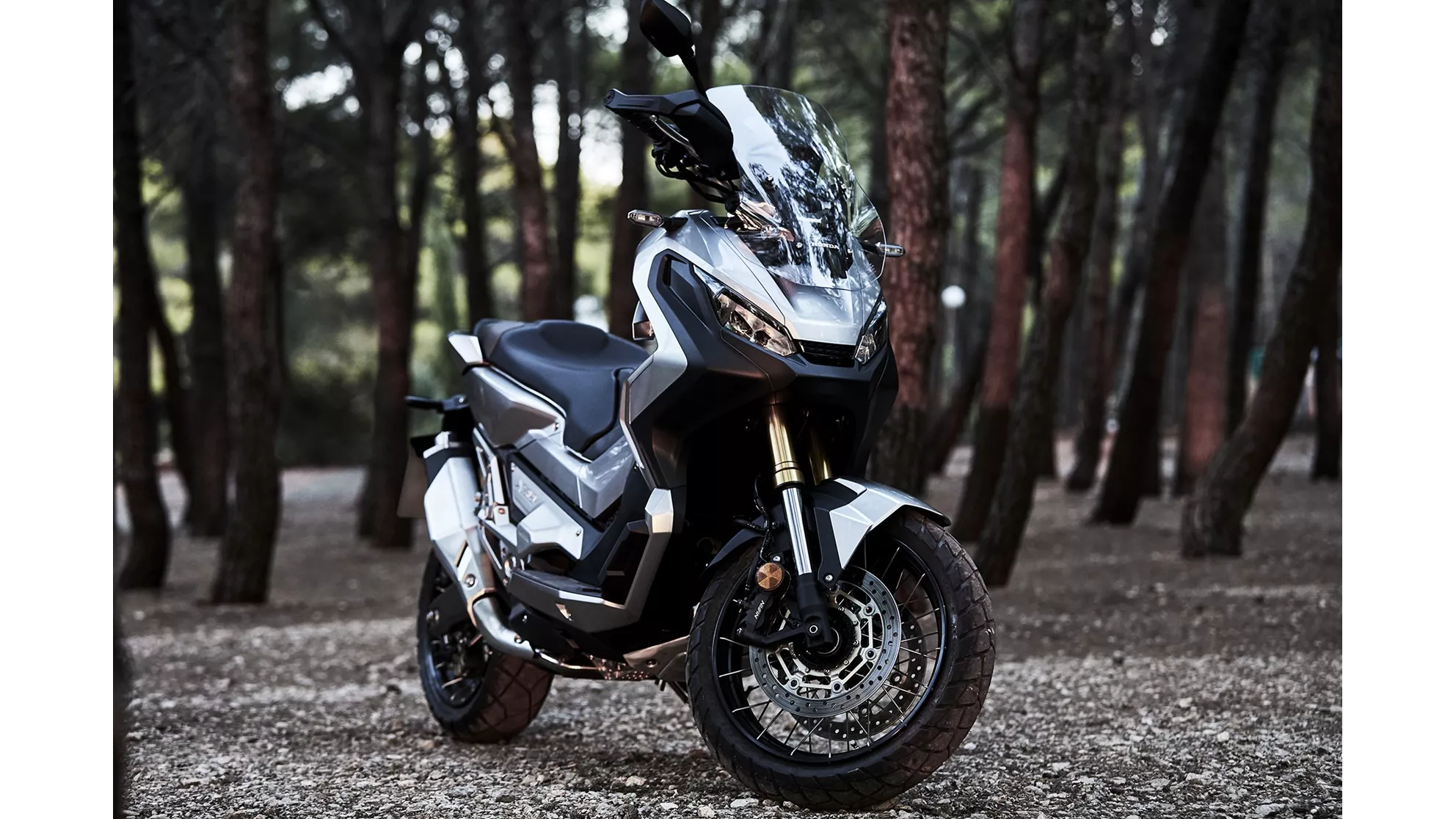 Honda X-ADV - Image 8 Honda X-ADV - Image 8