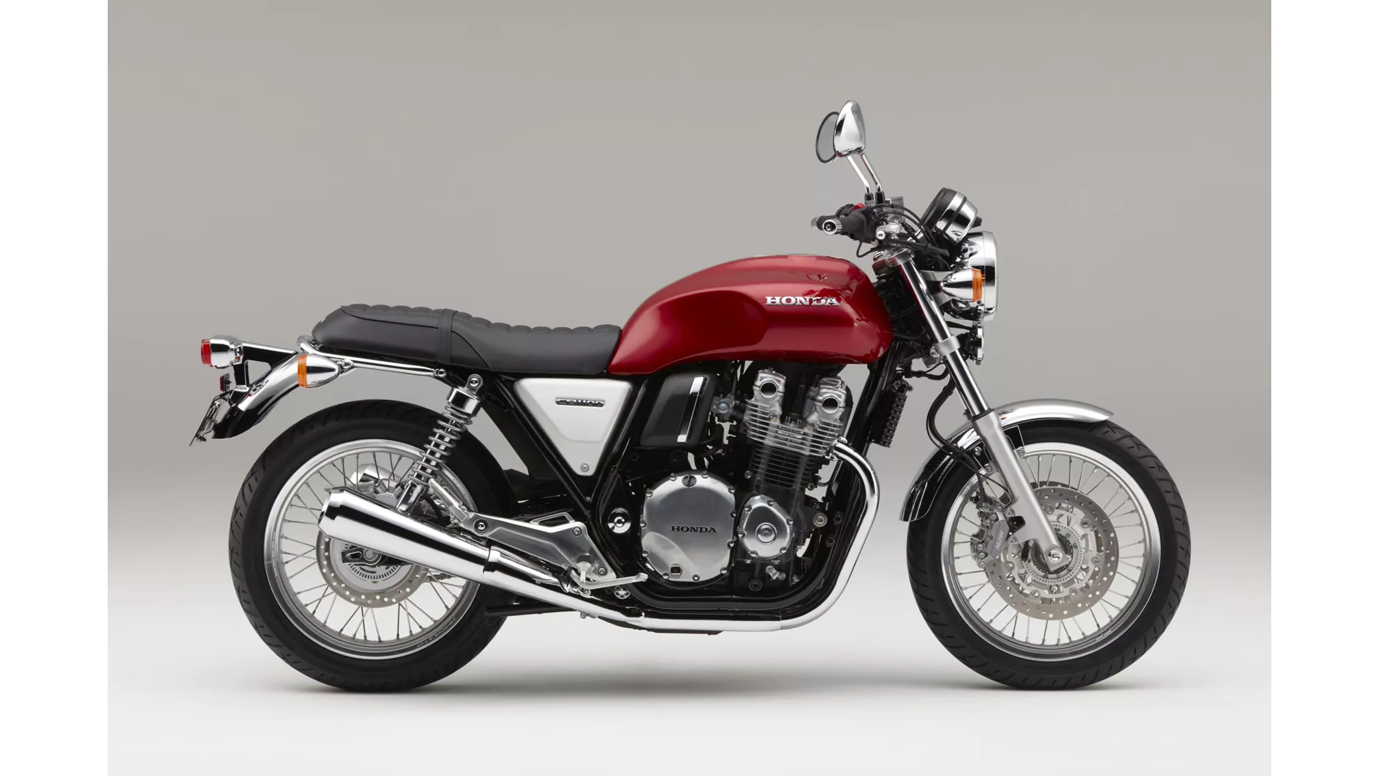 Honda CB1100 EX - Image 7 Honda CB1100 EX - Image 7