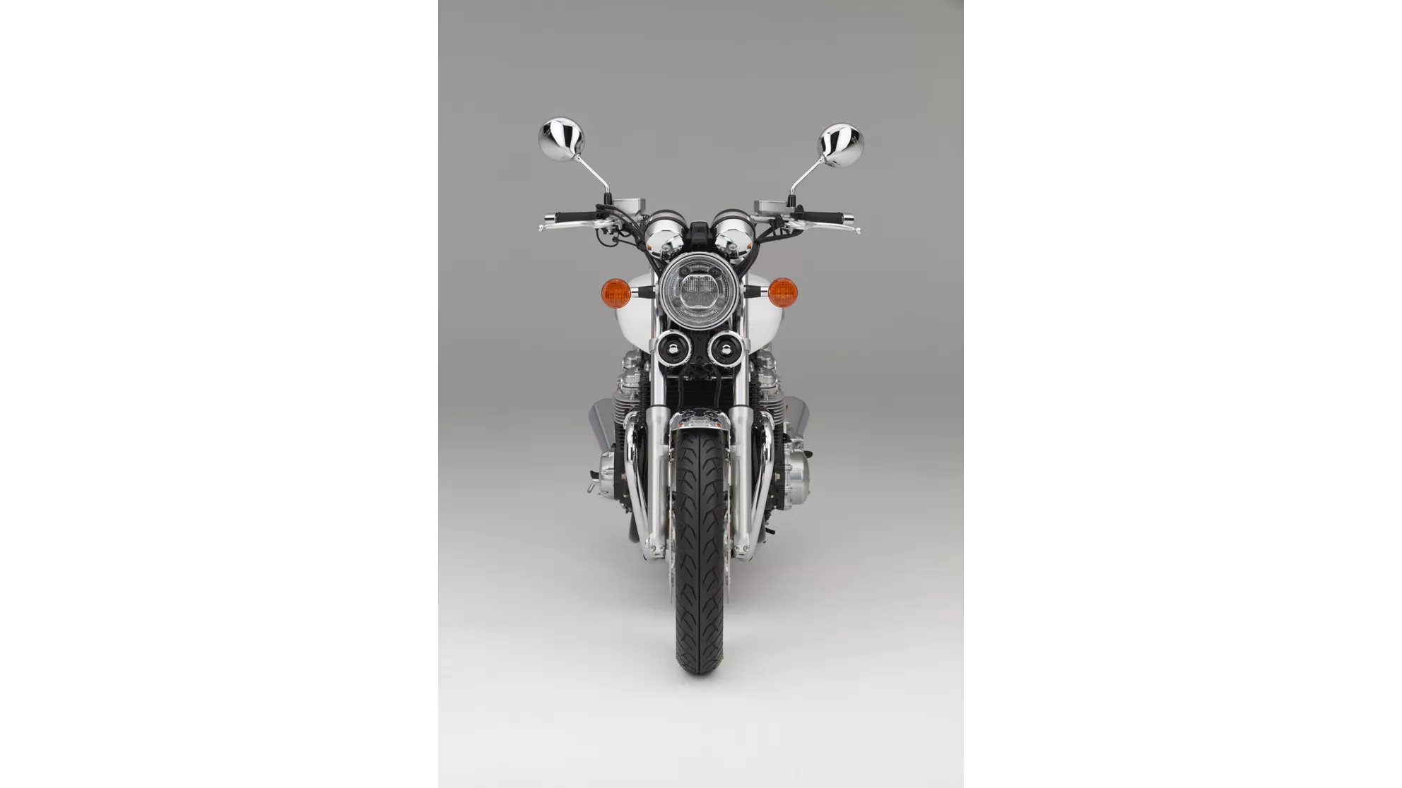 Honda CB1100 EX - Image 17 Honda CB1100 EX - Image 17