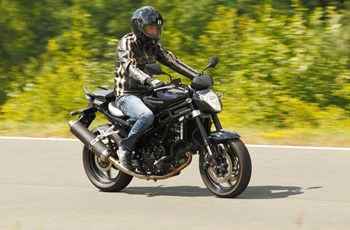 Hyosung GT 650i Naked 2017 - Bild 2