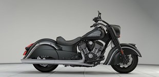 Harley-Davidson Touring Road King Special FLHRXS 2023 vs Indian Chief Dark Horse 2017 Harley-Davidson Touring Road King Special FLHRXS 2023 vs Indian Chief Dark Horse 2017