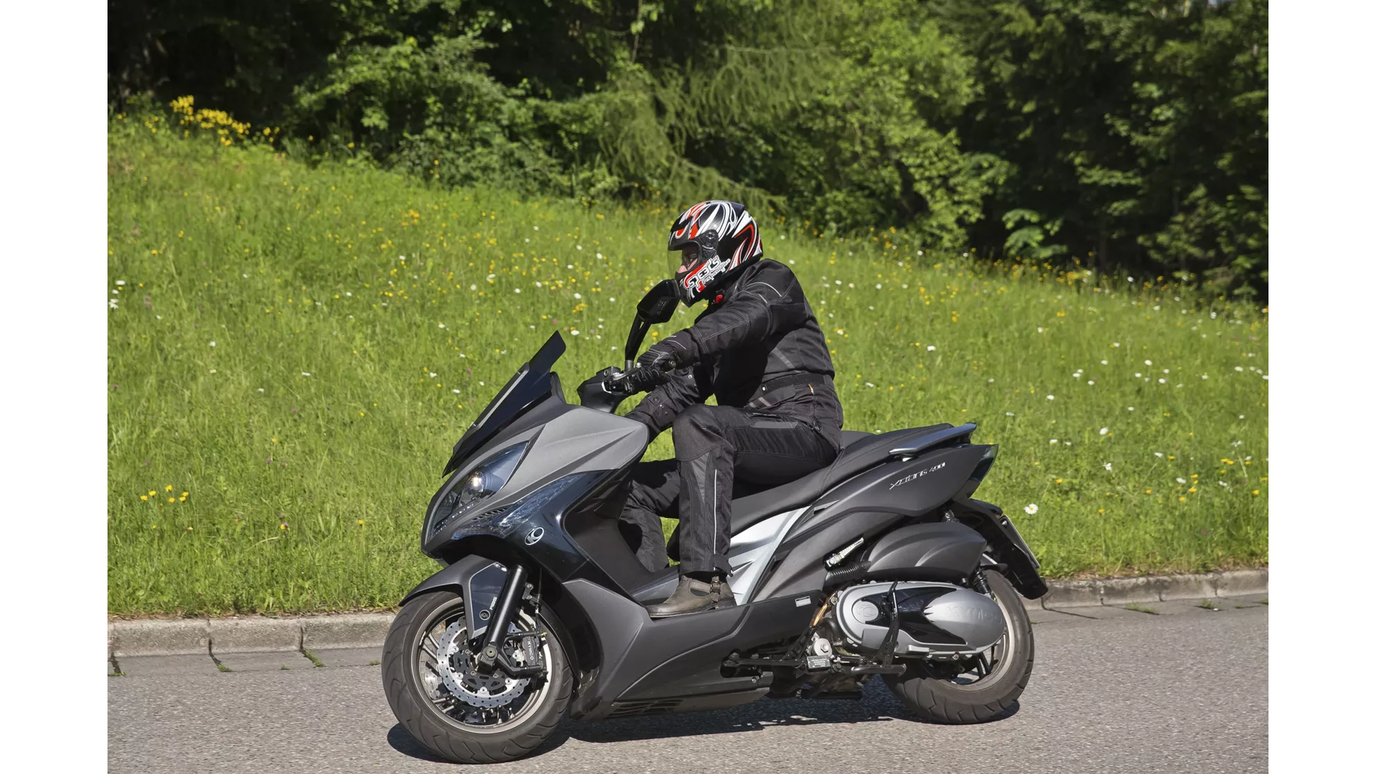 Kymco Xciting 400i ABS - Image 18 Kymco Xciting 400i ABS - Image 18