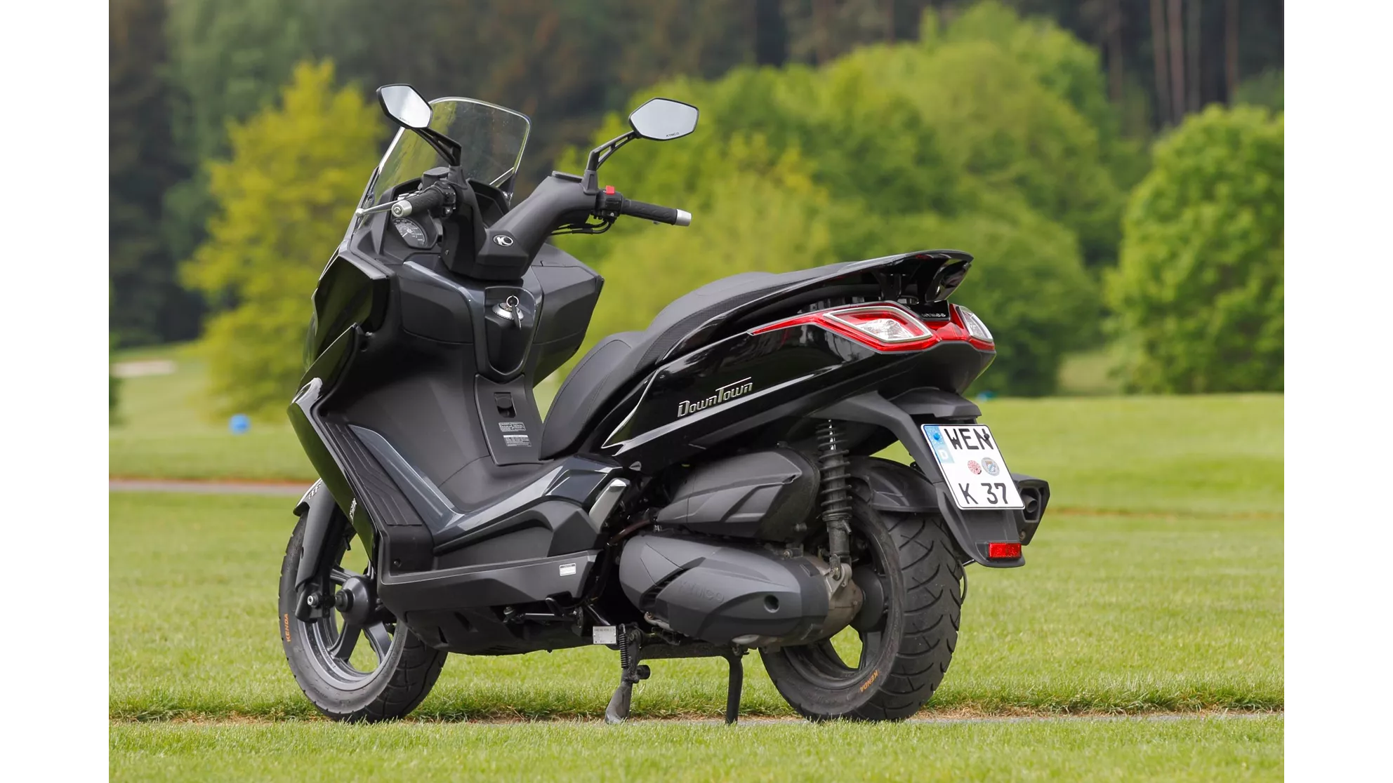 Kymco Downtown 350i - Image 3 Kymco Downtown 350i - Image 3