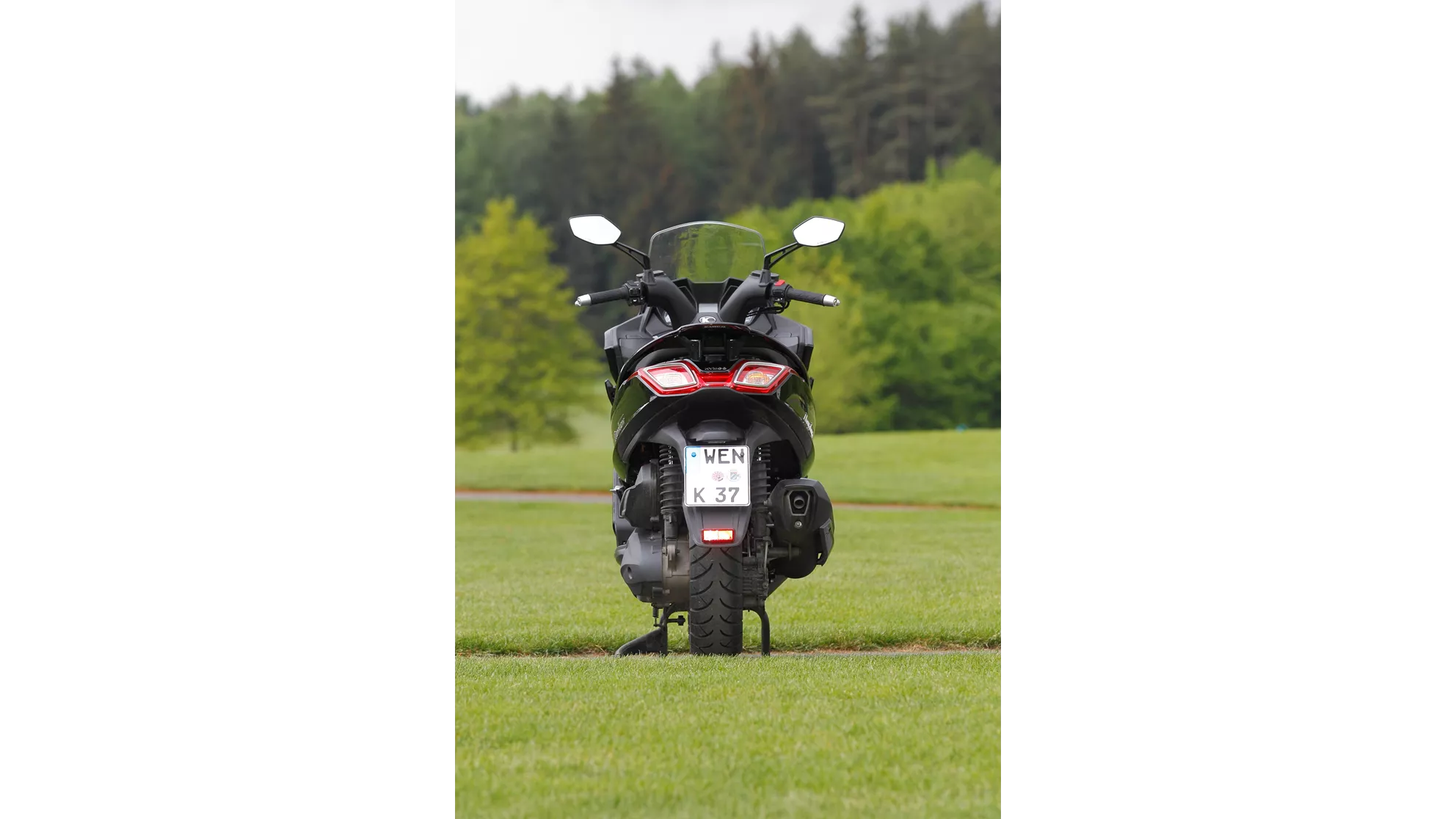 Kymco Downtown 350i - Image 10 Kymco Downtown 350i - Image 10