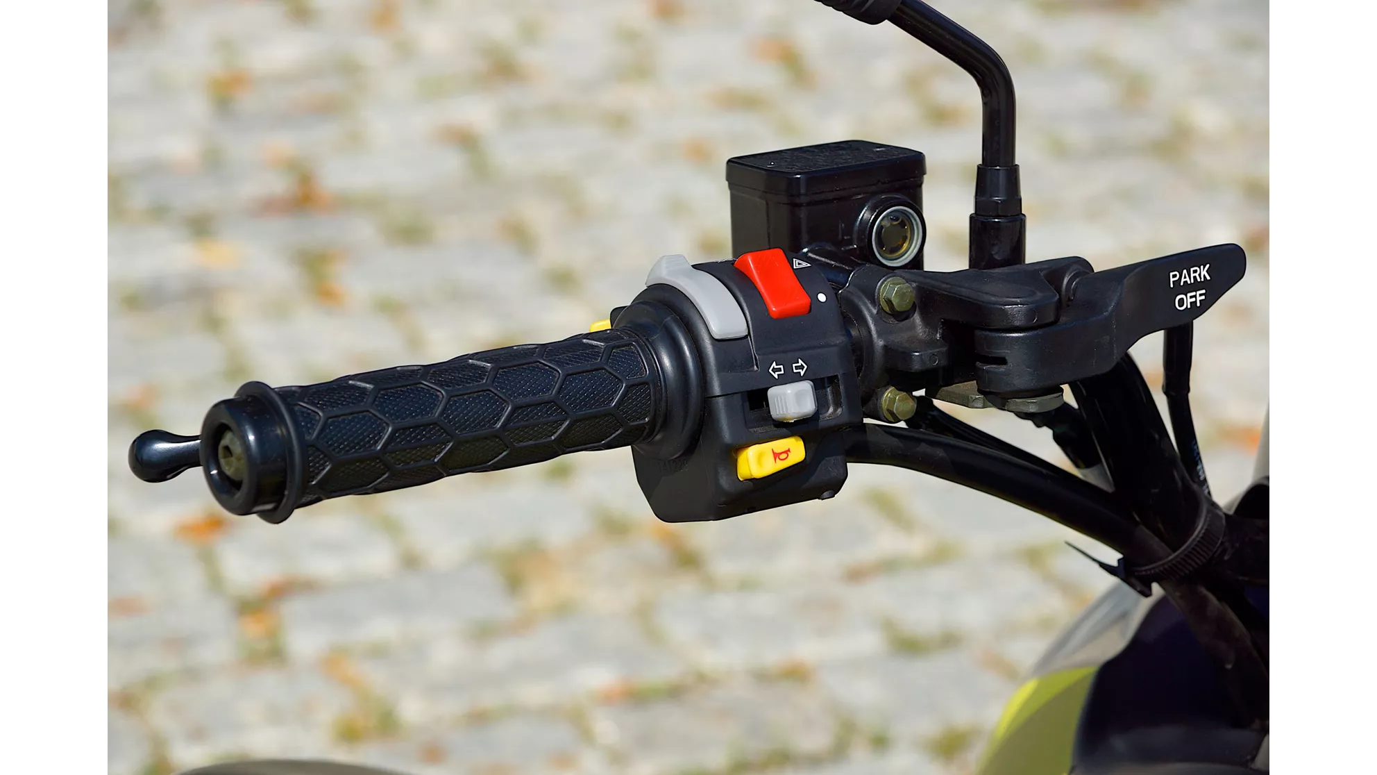 Kymco Maxxer 300 Supermoto - Image 14 Kymco Maxxer 300 Supermoto - Image 14