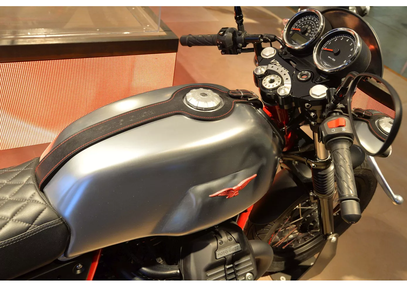 Moto Guzzi V7 III Racer 2017 Moto Guzzi V7 III Racer 2017