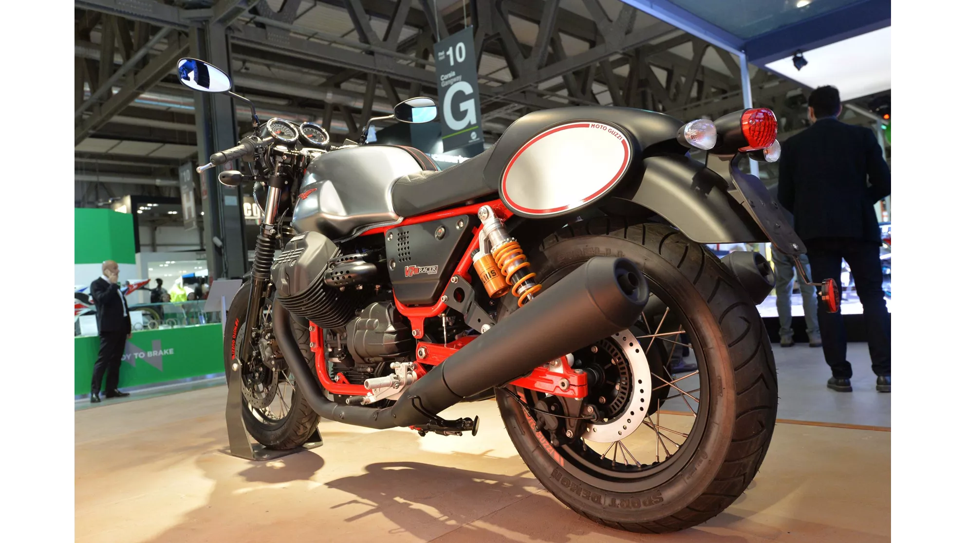 Moto Guzzi V7 III Racer - Image 4 Moto Guzzi V7 III Racer - Image 4