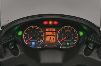 Suzuki Burgman 200 2017 - Bild 6